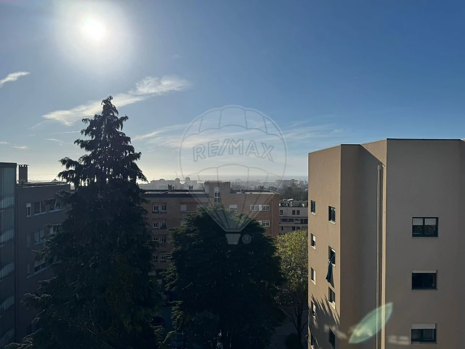 Apartamento T2 para Arrendamento em São Mamede de Infesta e Senhora da Hora Foto 39