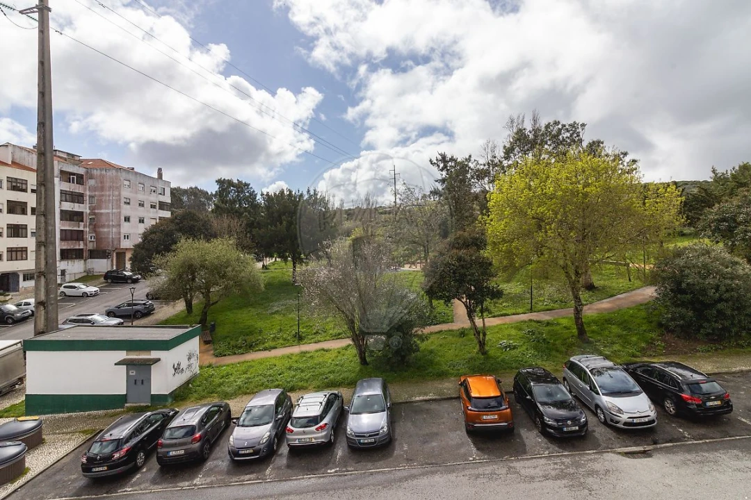 Apartamento T3 para Venda em Algueirão-Mem Martins Foto 15