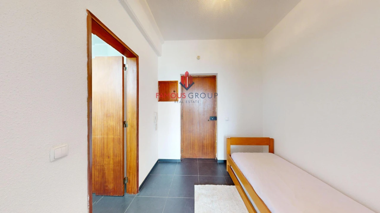 Apartamento para Venda em Portimão Foto 11