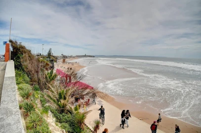 Apartamento T2 para Venda em Carcavelos e Parede