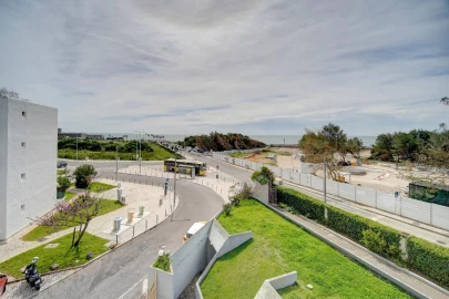 Apartamento T2 para Venda em Carcavelos e Parede