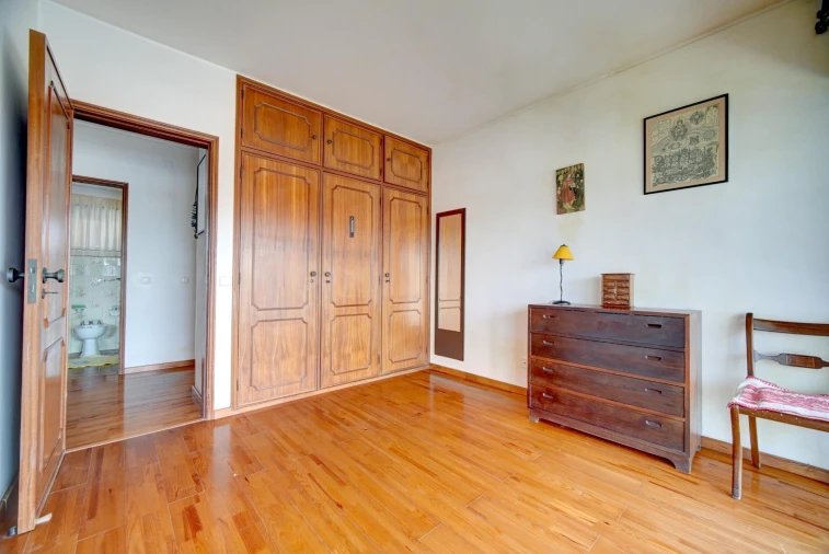 Apartamento T2 para Venda em Carcavelos e Parede Foto 15