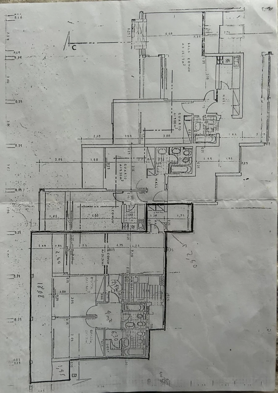 Apartamento T2 para Venda em Carcavelos e Parede Foto 33