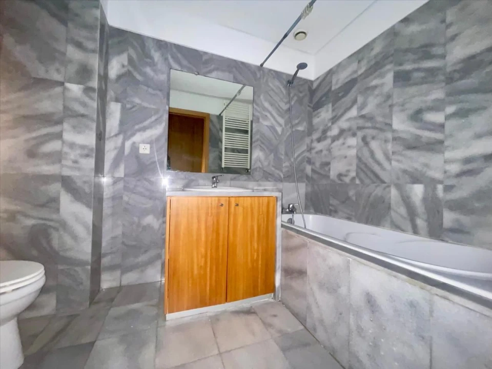 Apartamento T3 para Venda em Oliveira do Douro Foto 14