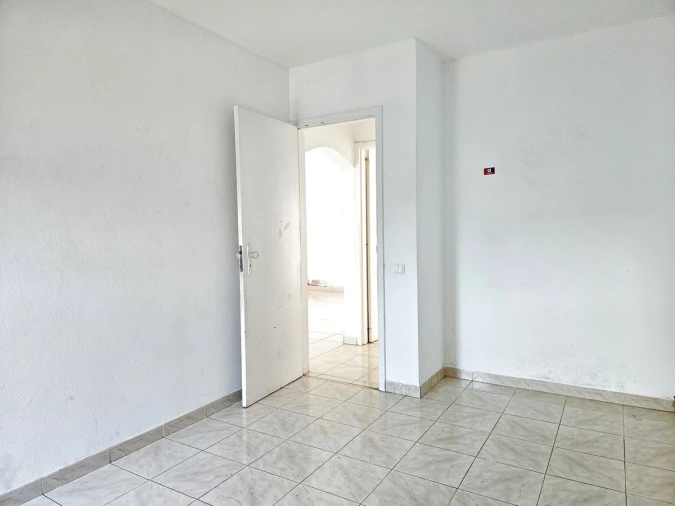 Apartamento T2 para Venda em Corroios Foto 8