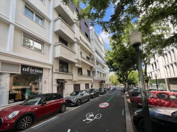 Apartamento T4 para Venda em Avenidas Novas