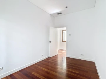 Apartamento T4 para Venda em Avenidas Novas