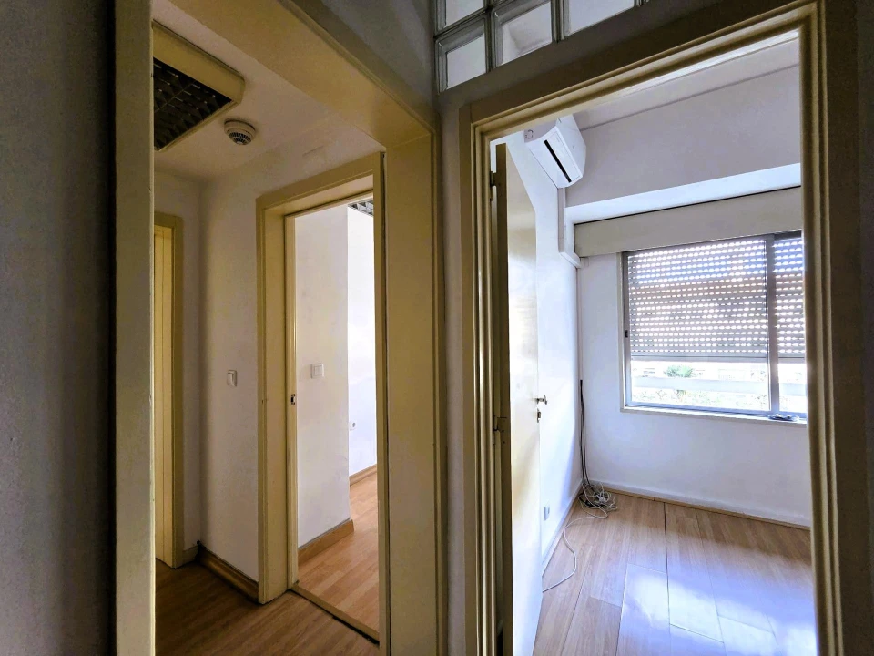 Escritório para Arrendamento em Alvalade Foto 7