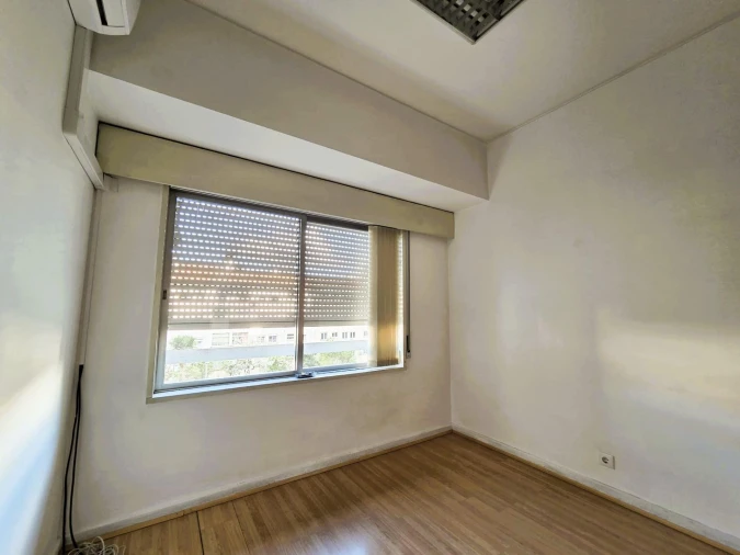 Escritório para Arrendamento em Alvalade Foto 18