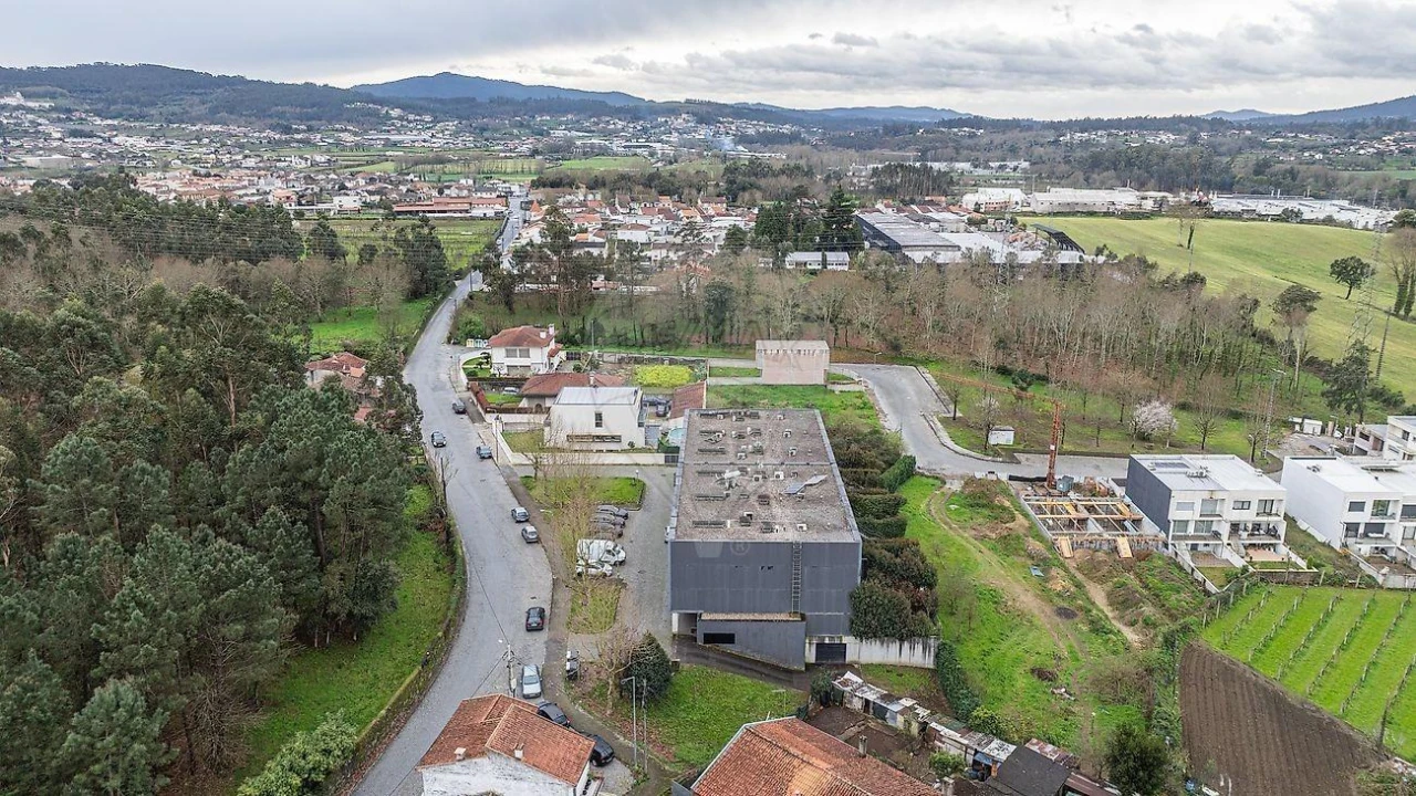 Moradia T2 para Venda em Braga (Maximinos, Sé e Cividade) Foto 23