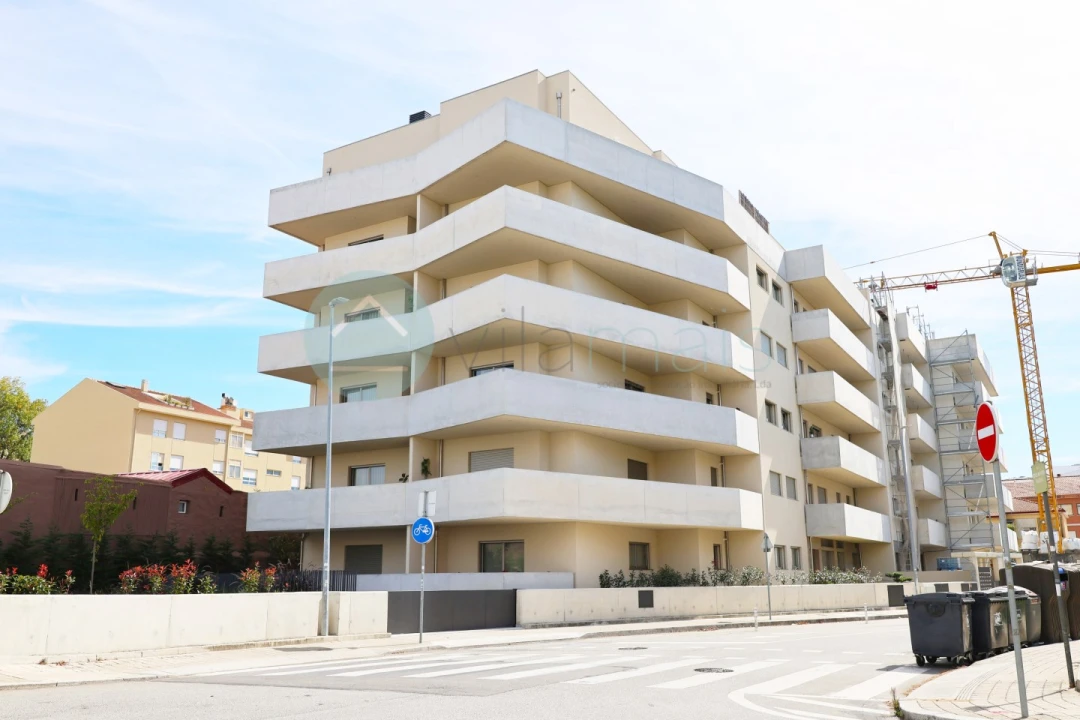 Apartamento T1 para Venda em Ramalde Foto 1