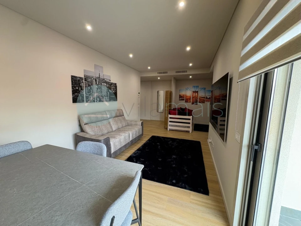 Apartamento T1 para Venda em Ramalde Foto 6