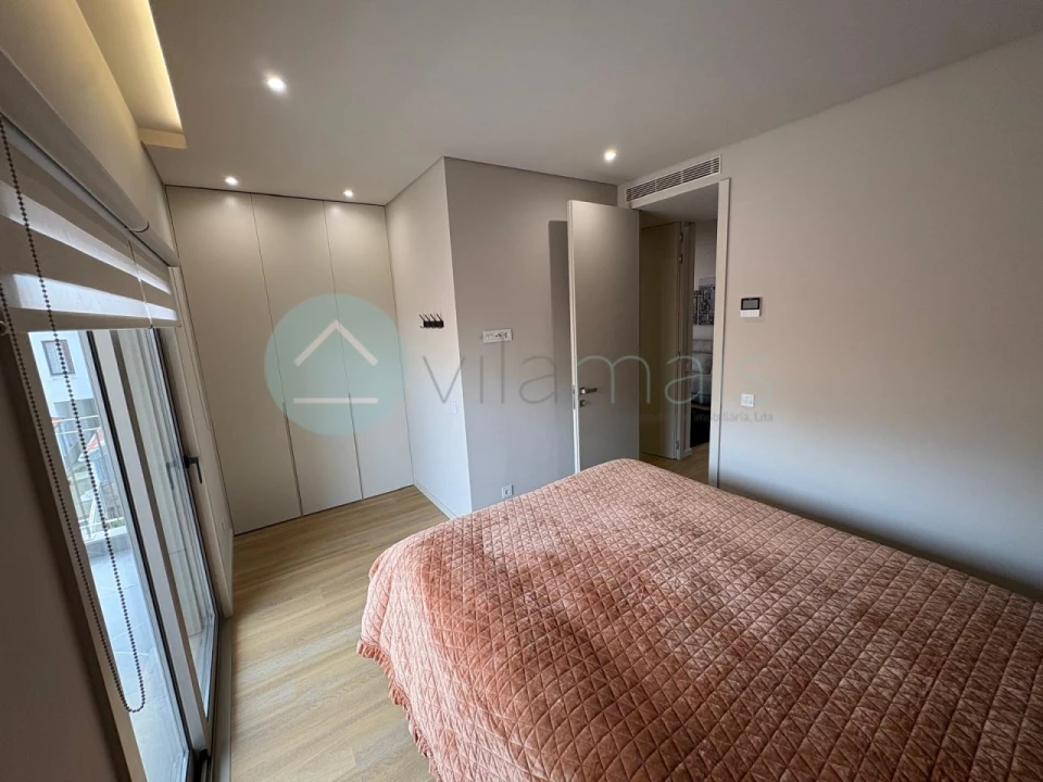 Apartamento T1 para Venda em Ramalde Foto 9