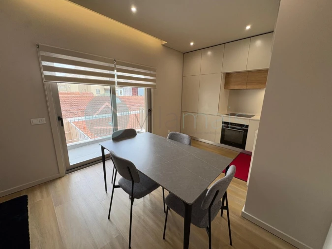 Apartamento T1 para Venda em Ramalde Foto 7