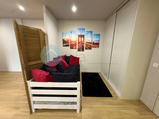 Apartamento T1 para Venda em Ramalde Foto 12