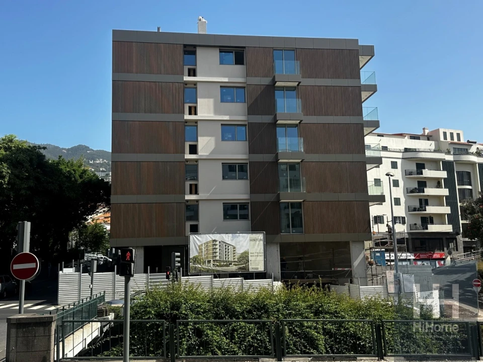 Apartamento T2 para Venda em Funchal (Santa Luzia) Foto 1