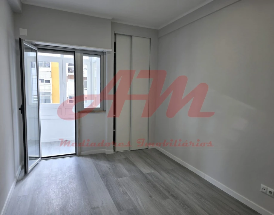 Apartamento T2 para Venda em Oeiras e São Julião da Barra, Paço de Arcos e Caxias Foto 24