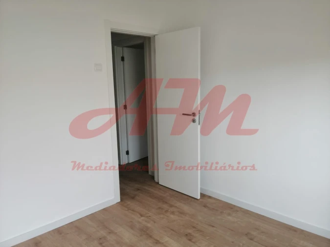 Apartamento T3 para Venda em Queluz e Belas Foto 19