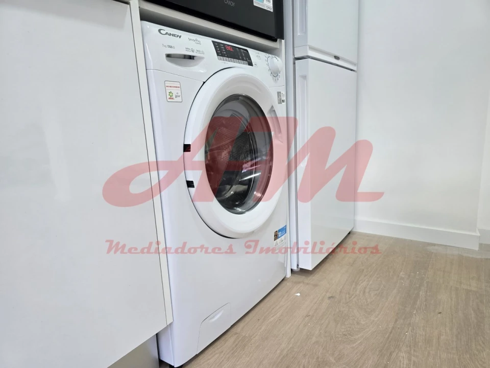 Apartamento T2 para Venda em Venteira Foto 4