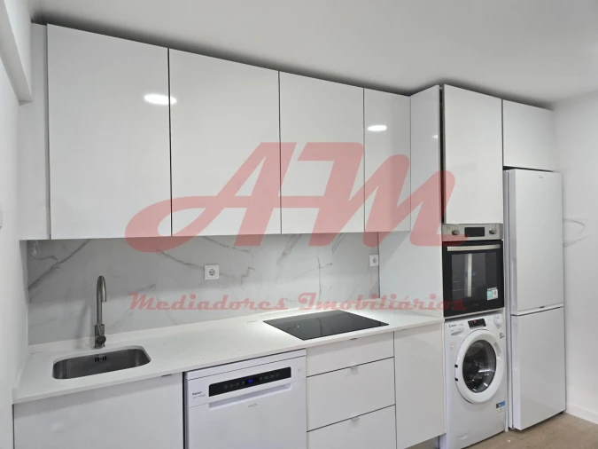 Apartamento T2 para Venda em Venteira Foto 2
