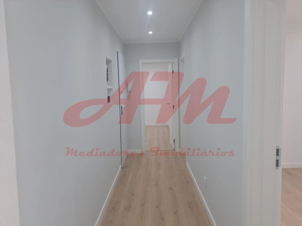 Apartamento T2 para Venda em Mina de Água Foto 12