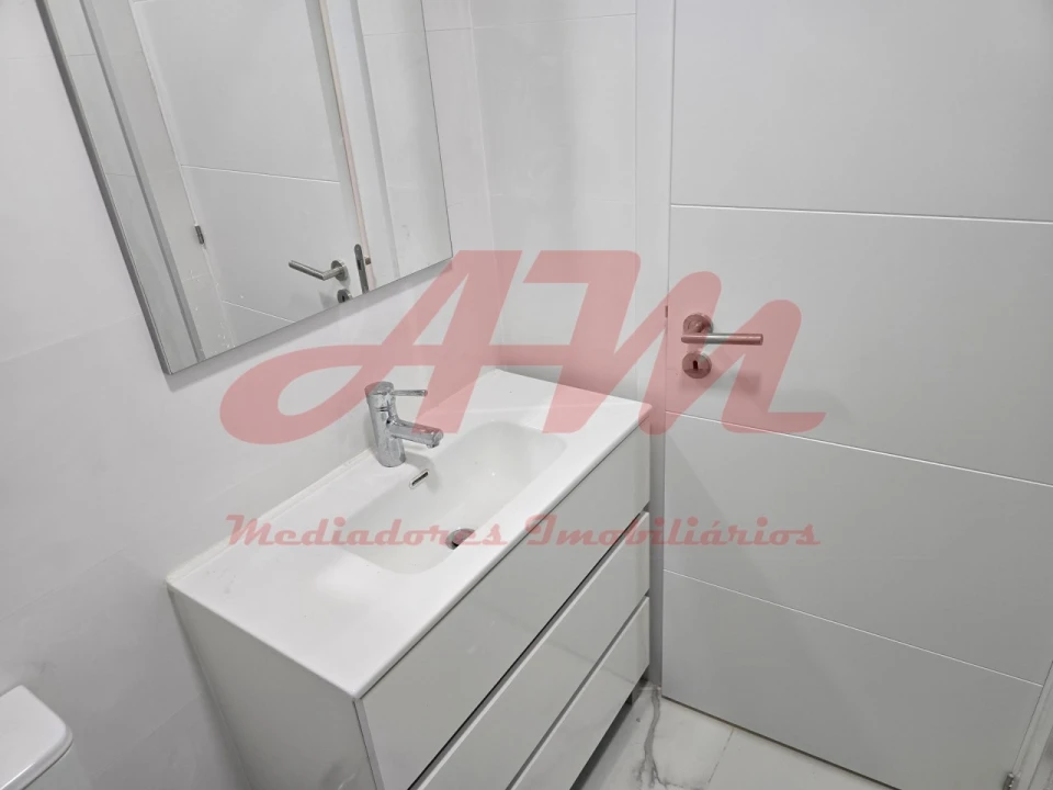 Apartamento T2 para Venda em Mina de Água Foto 8