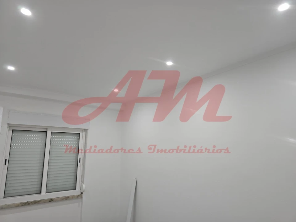 Apartamento T2 para Venda em Mina de Água Foto 14