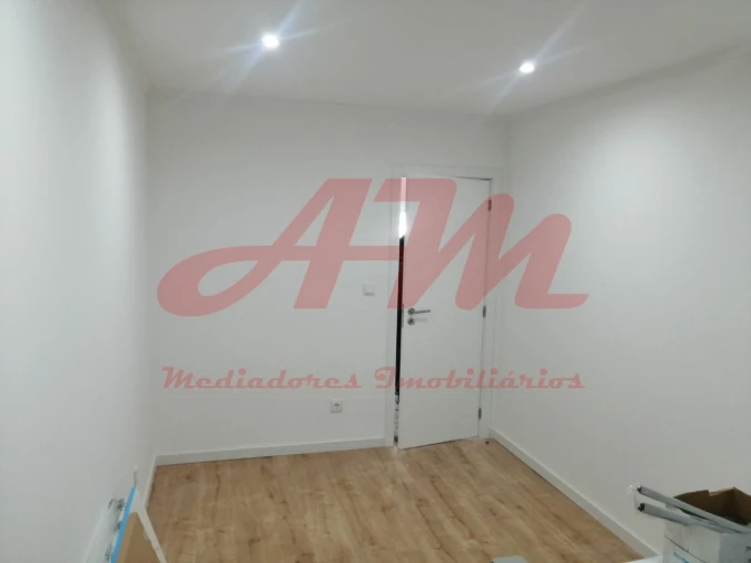 Apartamento T2 para Venda em Mina de Água Foto 15