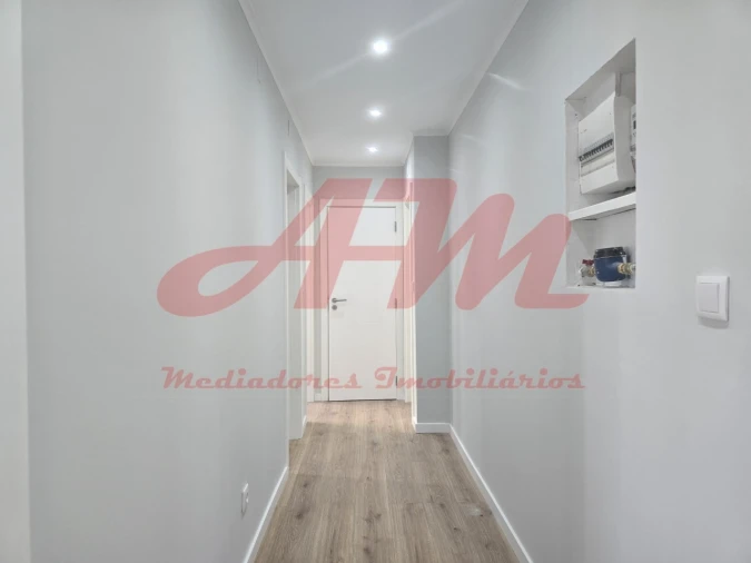 Apartamento T2 para Venda em Águas Livres Foto 20