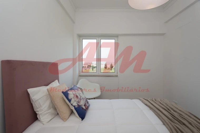 Apartamento T3 para Venda em Benfica Foto 14