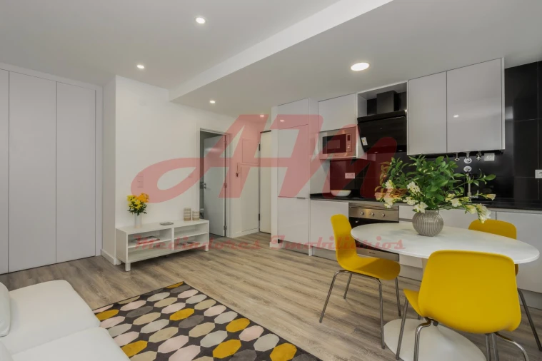 Apartamento T2 para Venda em Benfica Foto 10