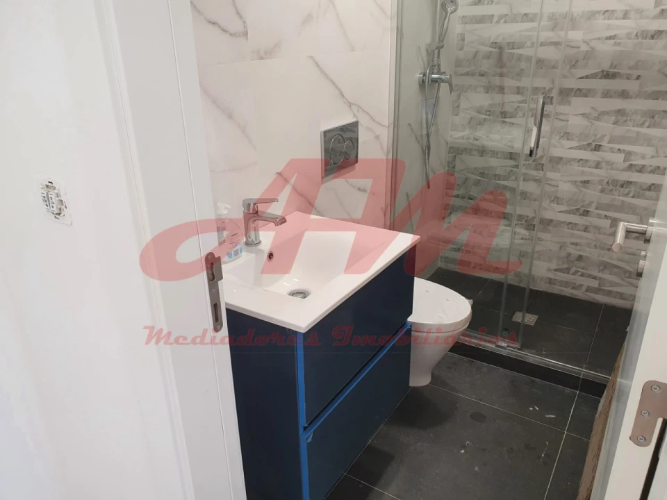 Apartamento T2 para Venda em Queluz e Belas Foto 6