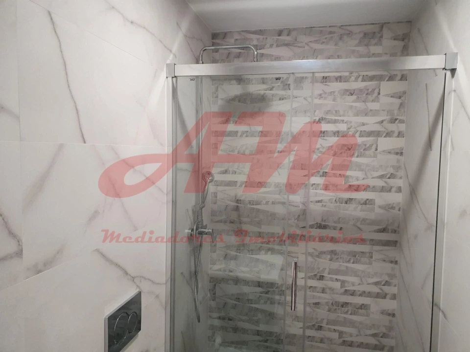 Apartamento T2 para Venda em Queluz e Belas Foto 7