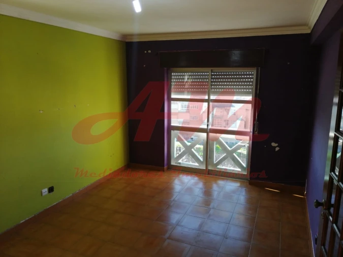 Apartamento T3 para Venda em Rio de Mouro Foto 12