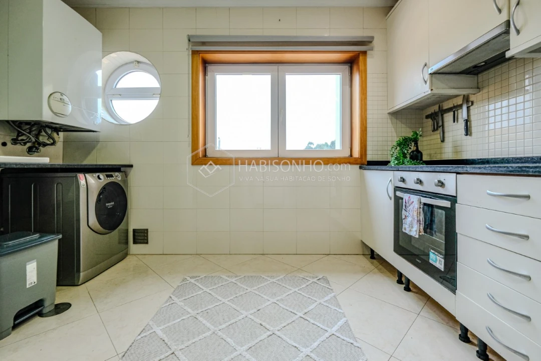 Moradia T4 para Venda em Gulpilhares e Valadares Foto 12