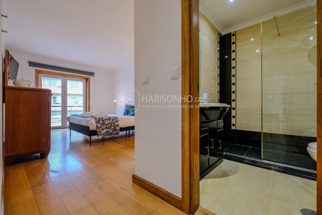 Moradia T4 para Venda em Gulpilhares e Valadares Foto 26