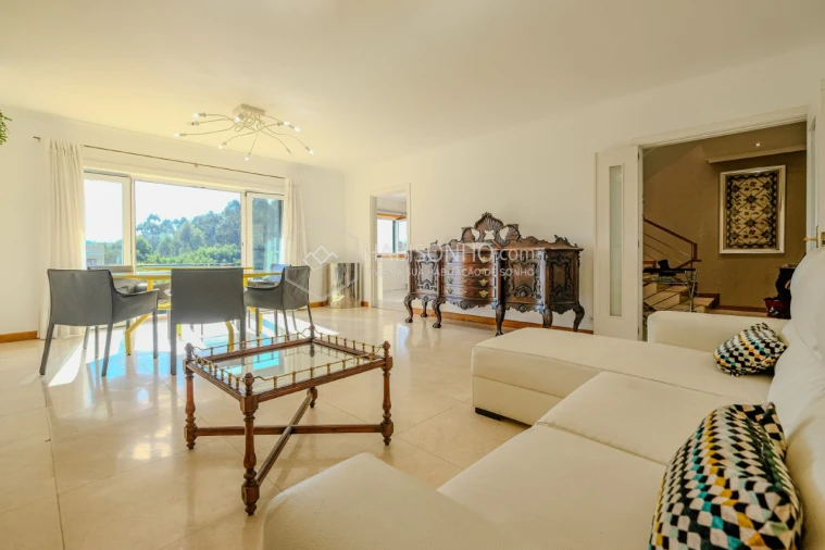 Moradia T4 para Venda em Gulpilhares e Valadares Foto 5