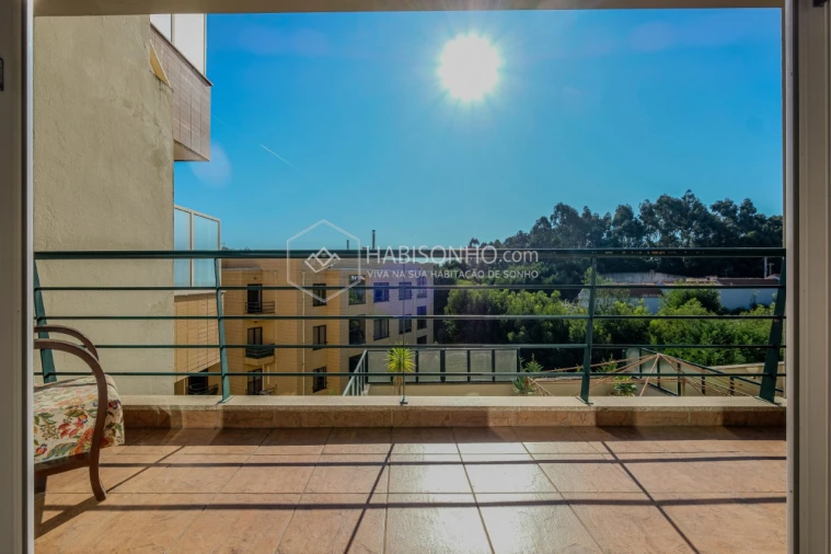 Moradia T4 para Venda em Gulpilhares e Valadares Foto 7