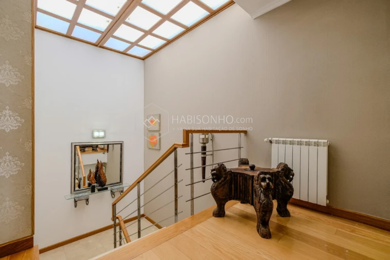 Moradia T4 para Venda em Gulpilhares e Valadares Foto 40