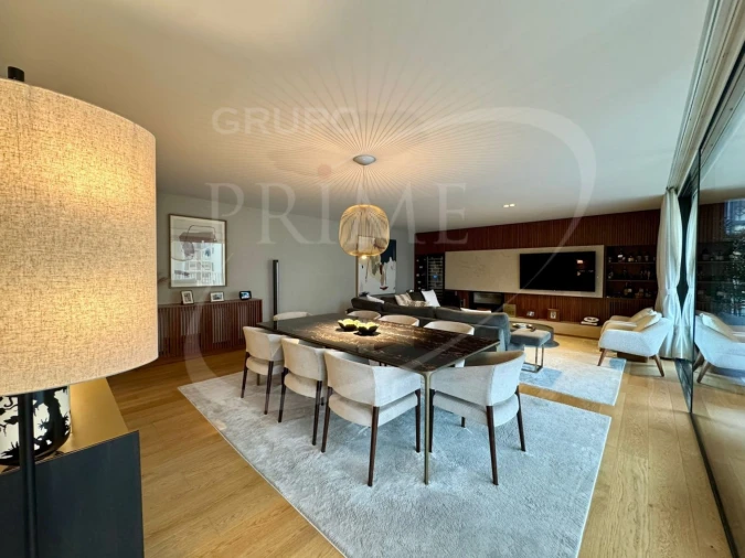 Apartamento T4 para Venda em Aldoar, Foz do Douro e Nevogilde Foto 2