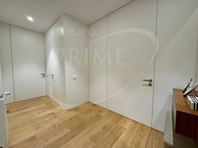 Apartamento T4 para Venda em Aldoar, Foz do Douro e Nevogilde Foto 16