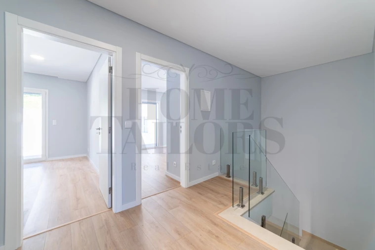 Moradia T3 para Venda em Ramada e Caneças Foto 17