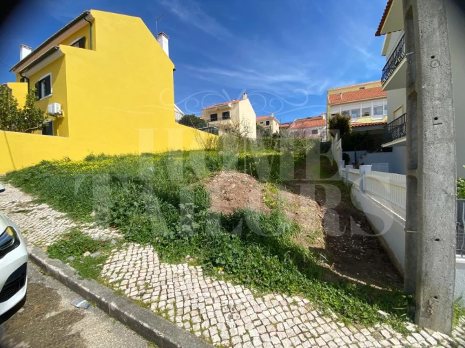 Terreno para Venda em Pontinha e Famões Foto 6