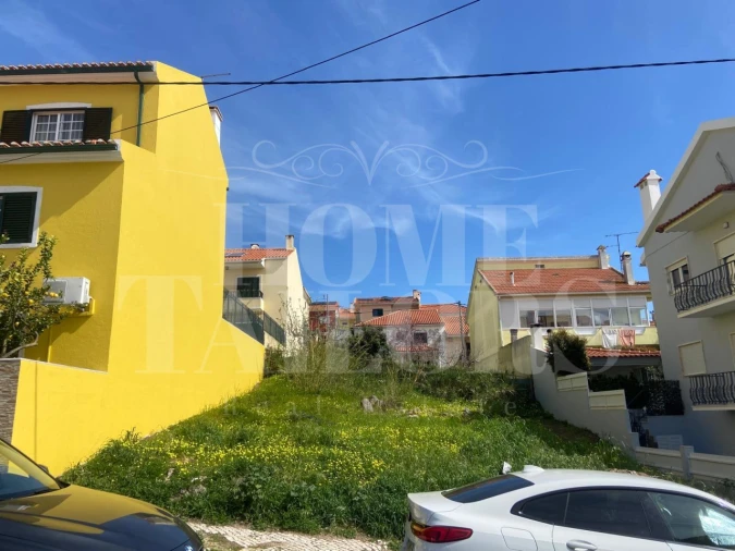 Terreno para Venda em Pontinha e Famões Foto 7