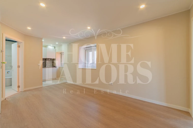 Apartamento T1 para Venda em Setubal (São Sebastião) Foto 2