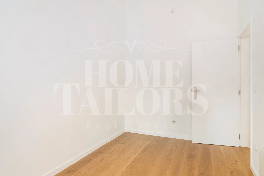 Apartamento T2 para Arrendamento em Santo António Foto 20