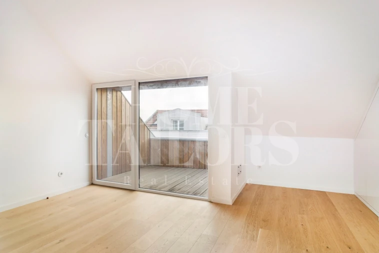 Apartamento T2 para Arrendamento em Santo António Foto 3