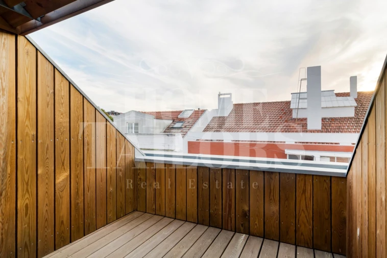 Apartamento T2 para Arrendamento em Santo António Foto 6