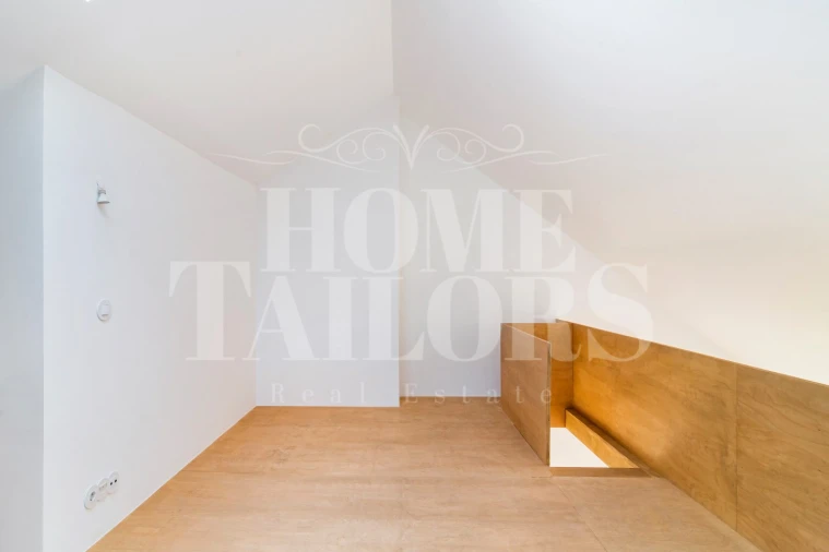 Apartamento T2 para Arrendamento em Santo António Foto 11