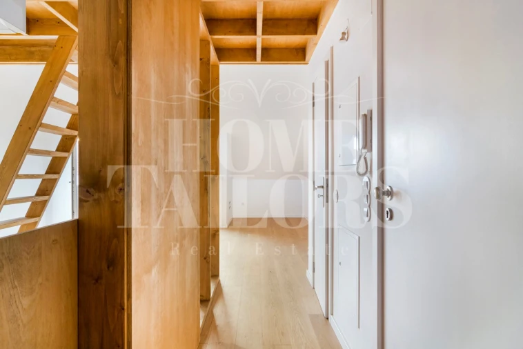 Apartamento T2 para Arrendamento em Santo António Foto 13